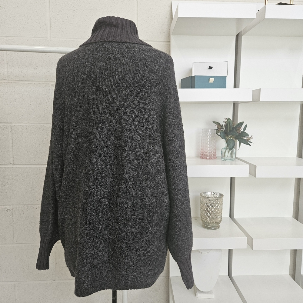 Textured Sweater - Picture 4 of 8